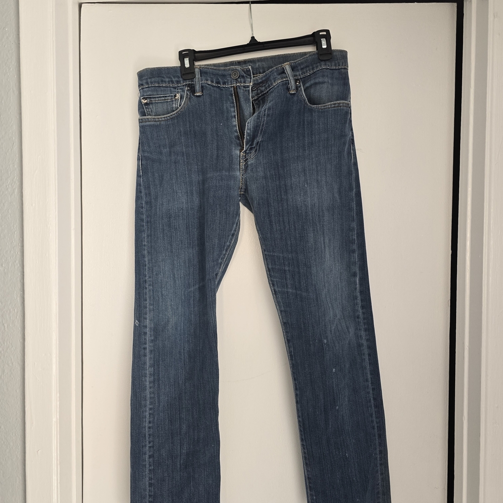 Levi's Men's Slim Straight Jeans in Medium Blue 33x30